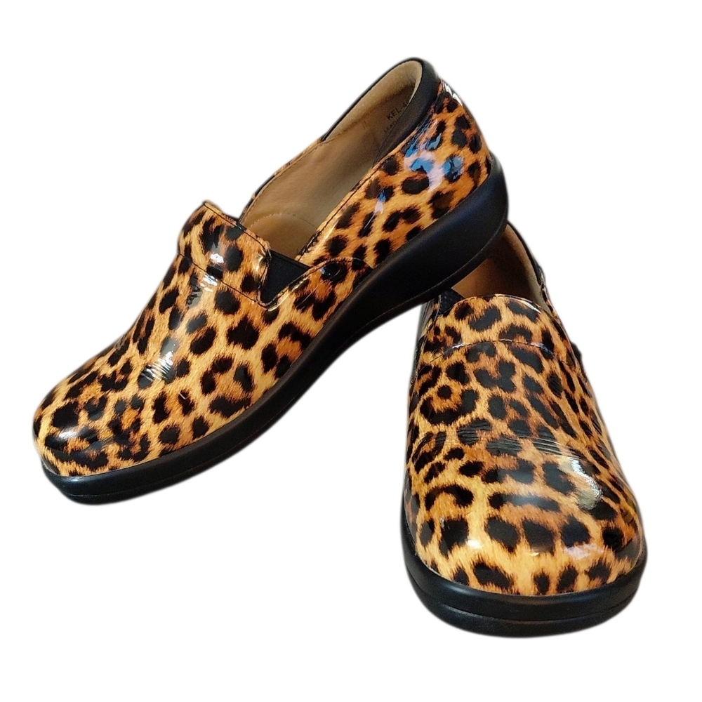 ALEGRIA Kel Leopard Print Patent Flats Women's Size 10 Slip-On Comfort Shoes